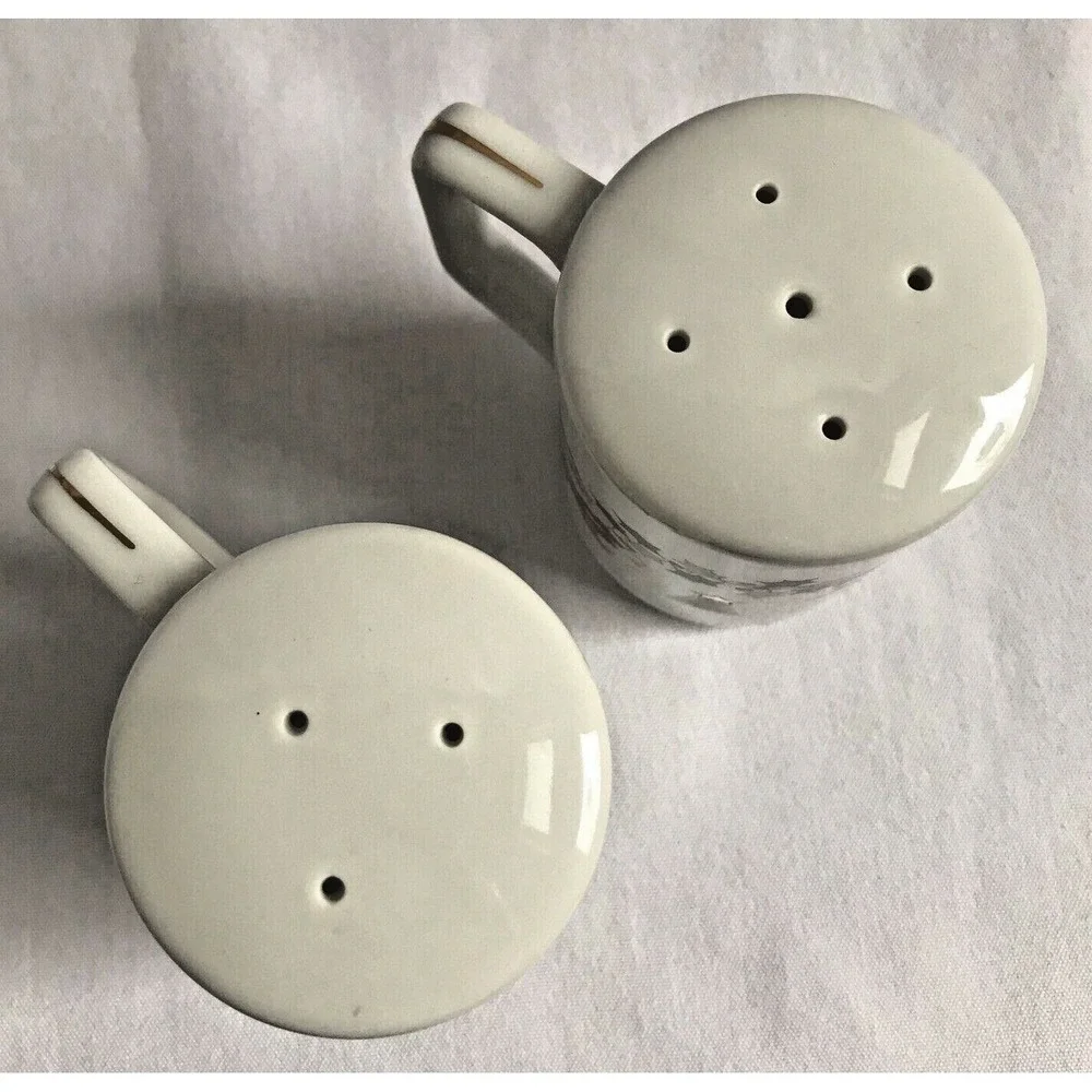 Santa Elf Salt and Pepper Shakers Japan MCM with handles Porcelain Christmas EUC